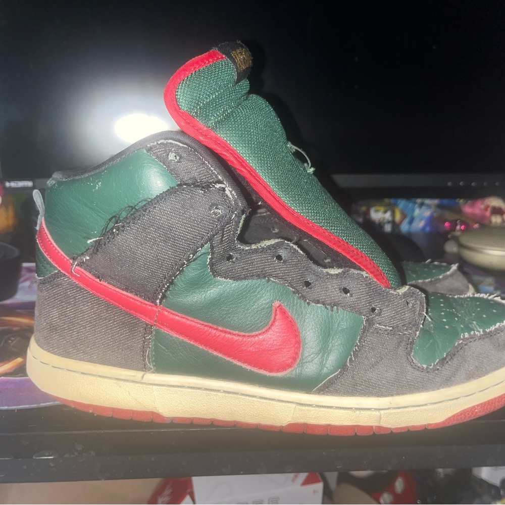 NIKE DUNK RESN